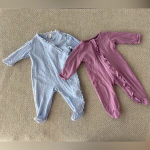 2 kissy kissy 0-3 footies sleepers - Purple and light blue